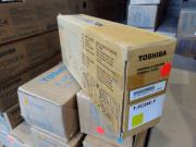 Toshiba Toner T-FC34EY Yellow  (6A000001770) (6A000001525) poškozený obal